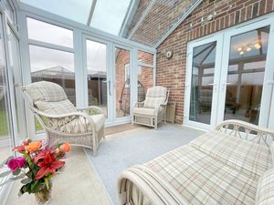 SPRINGFIELD MEADOWS- click for photo gallery